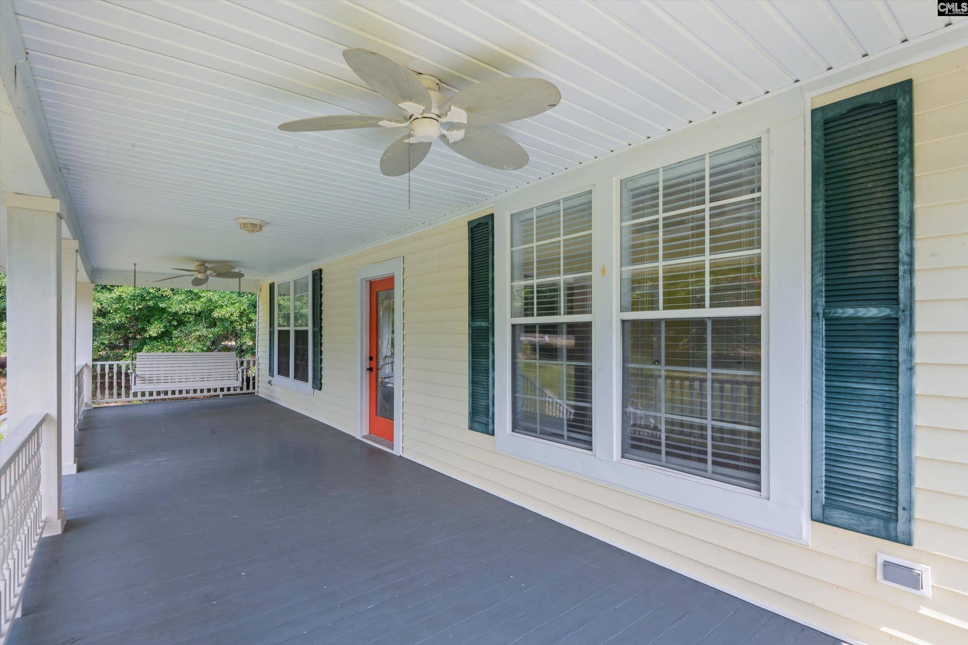 1366 Old Golf Course Road, Batesburg, SC 29006