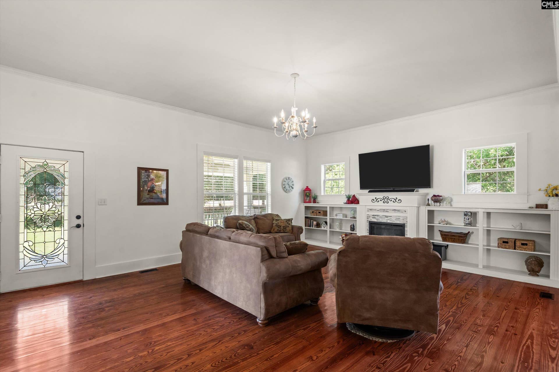 1366 Old Golf Course Road, Batesburg, SC 29006