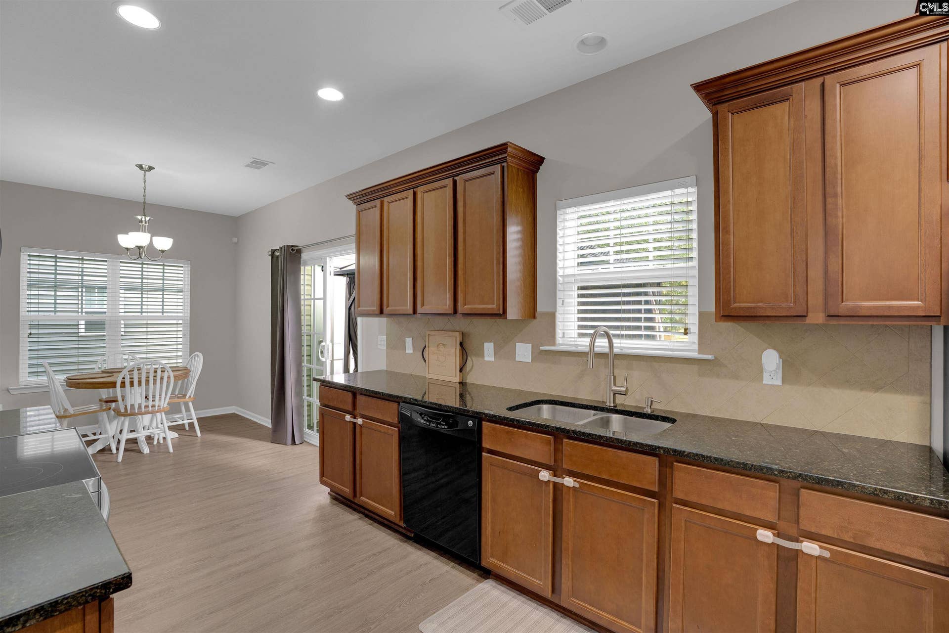 211 Chestnut Oak Lane, West Columbia, SC 29169