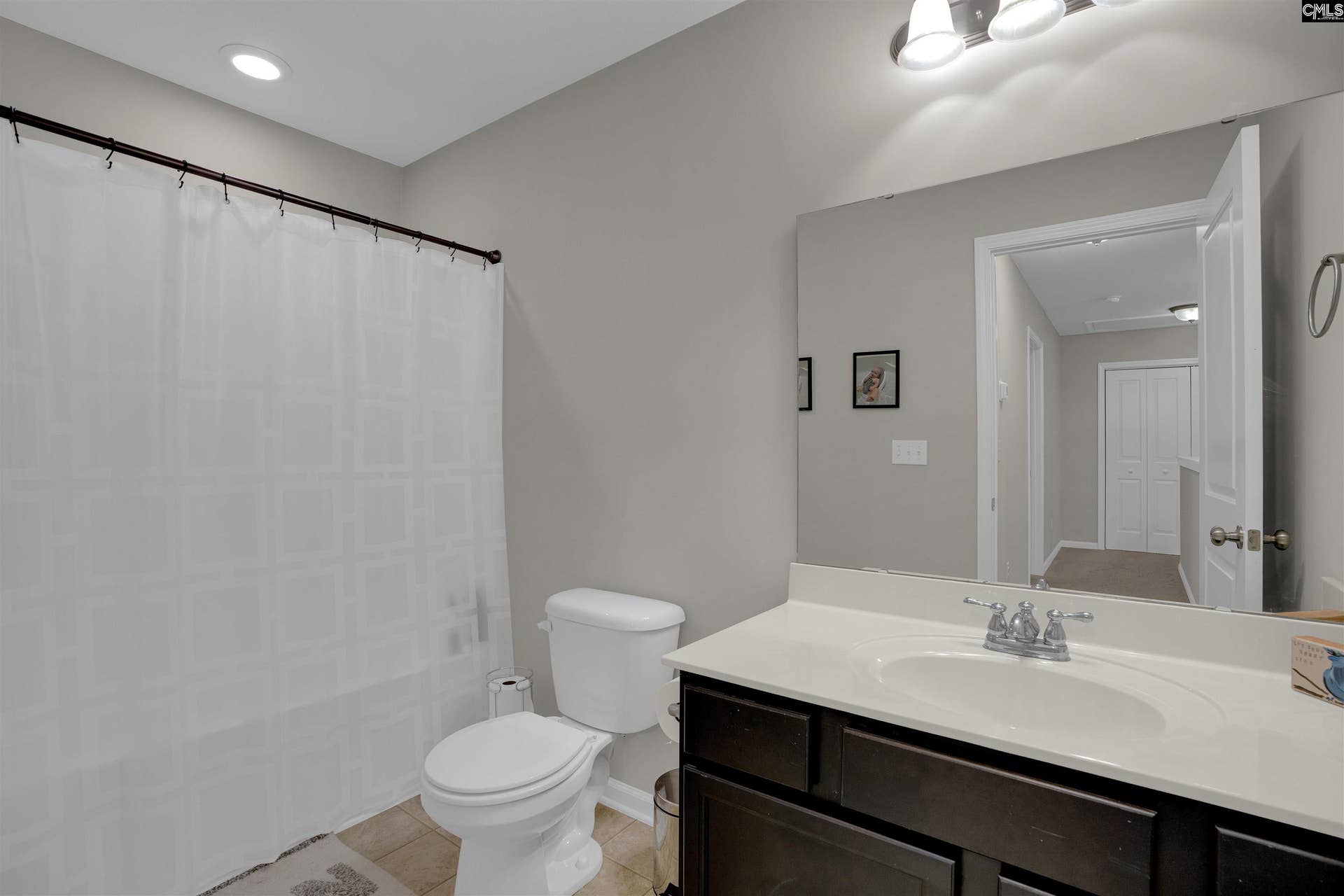 211 Chestnut Oak Lane, West Columbia, SC 29169