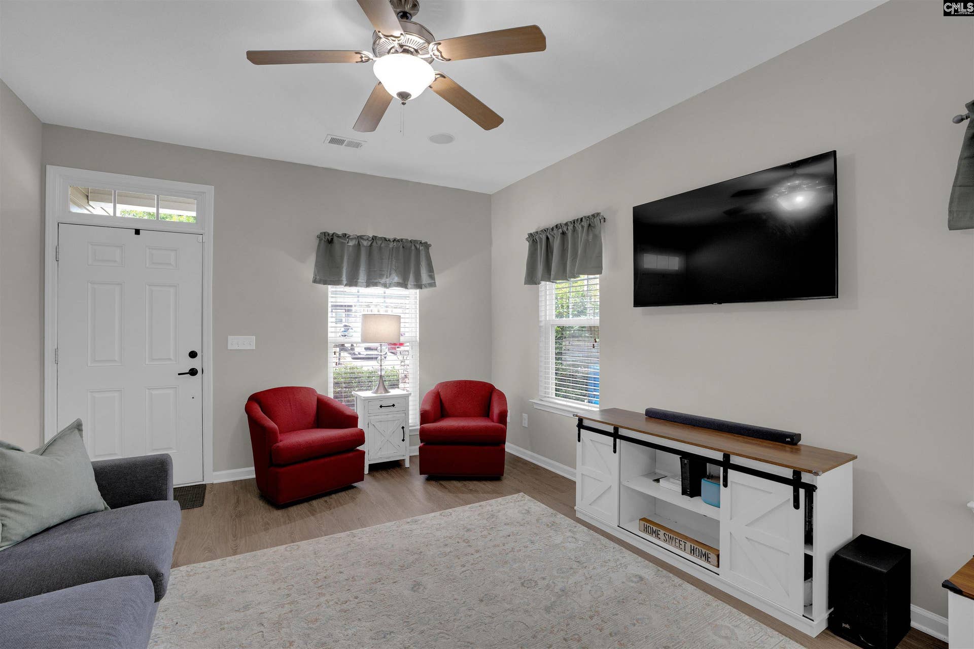 211 Chestnut Oak Lane, West Columbia, SC 29169
