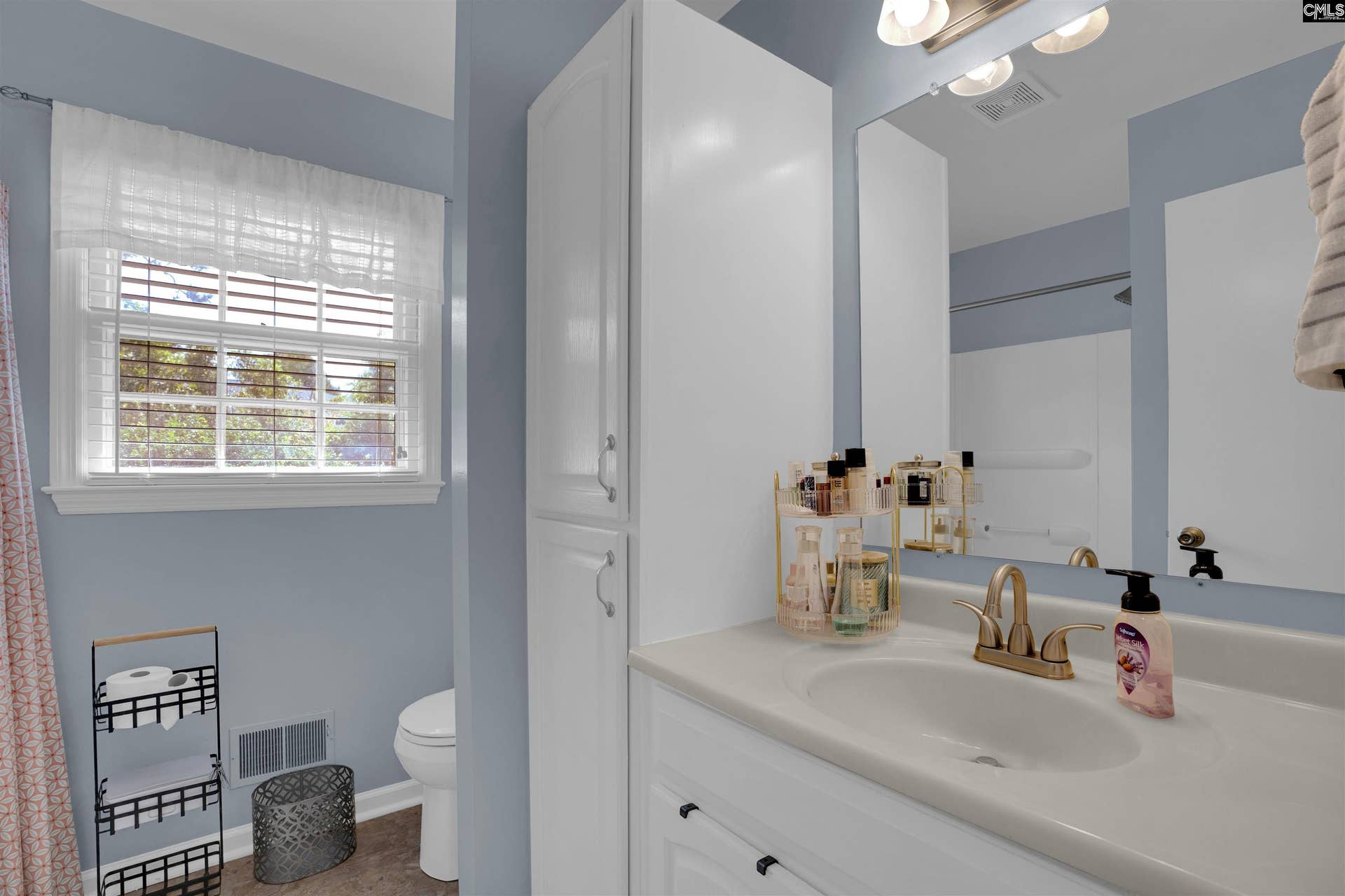 105 Sedgewood Lane, West Columbia, SC 29170