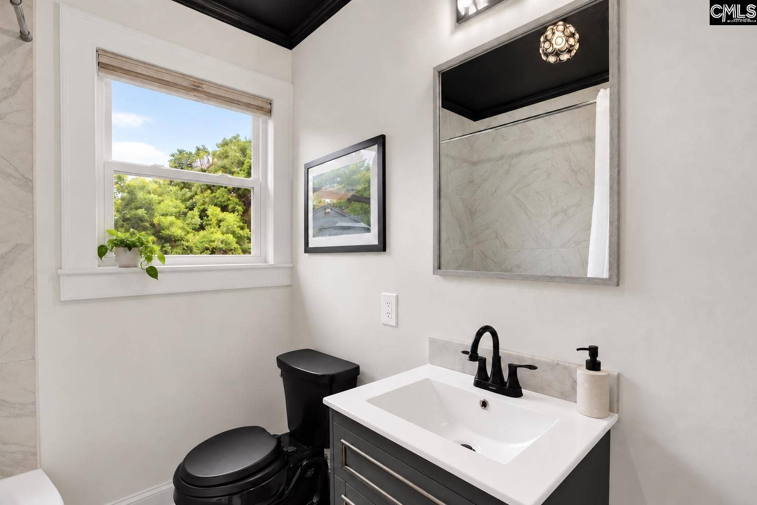 402 W Church Street, Saluda, SC 29138