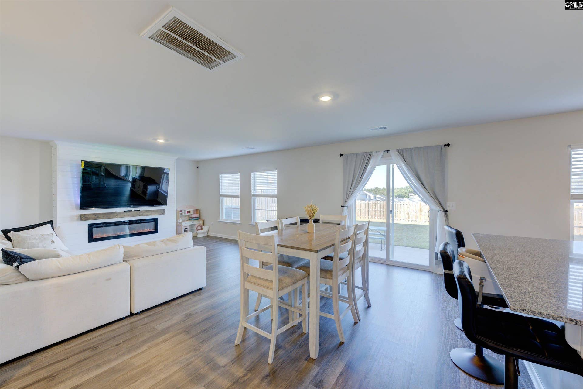 1005 Silver Arctic Way, Hopkins, SC 29061