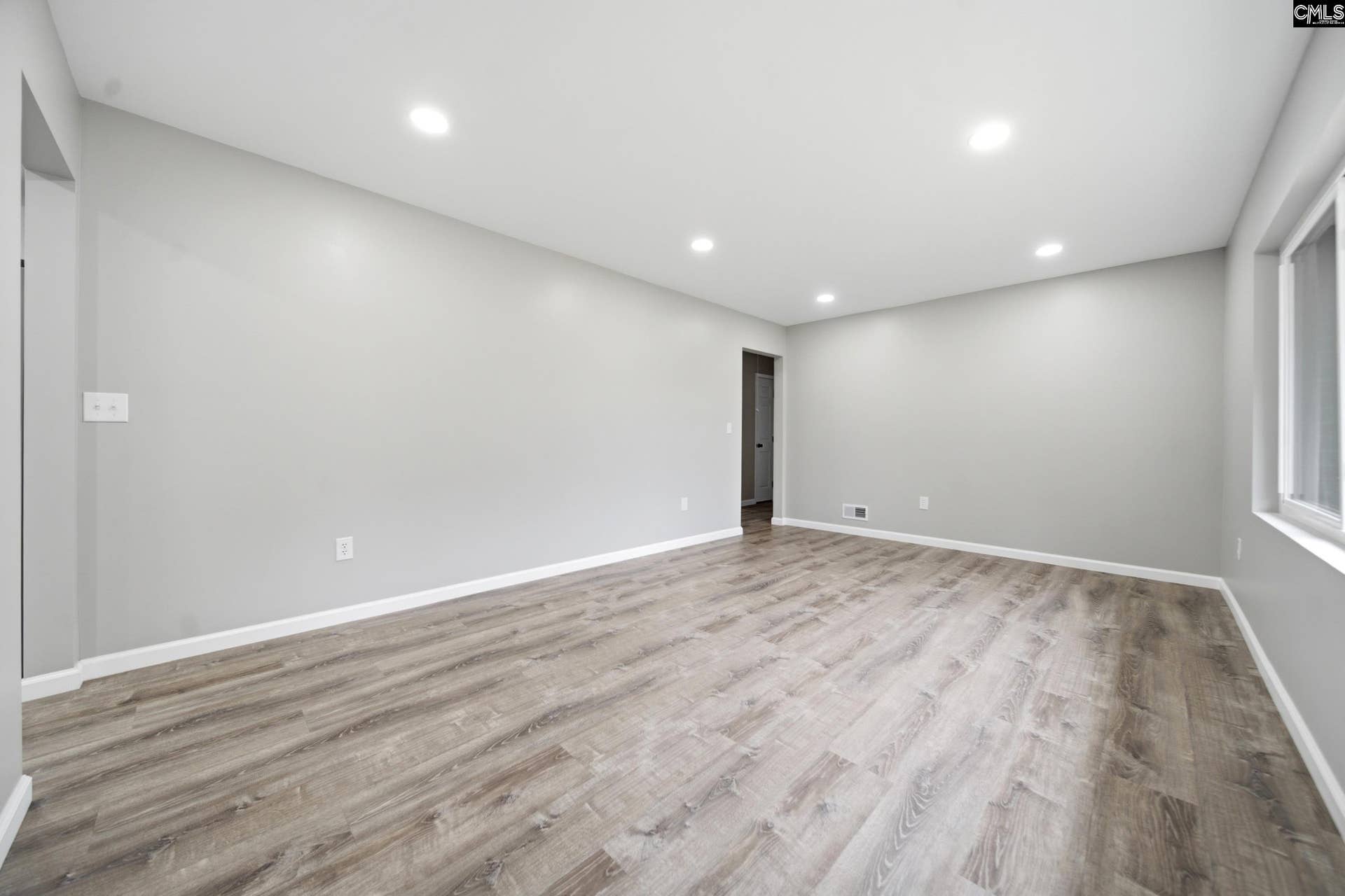 1291 Woodland Drive, Lugoff, SC 29078