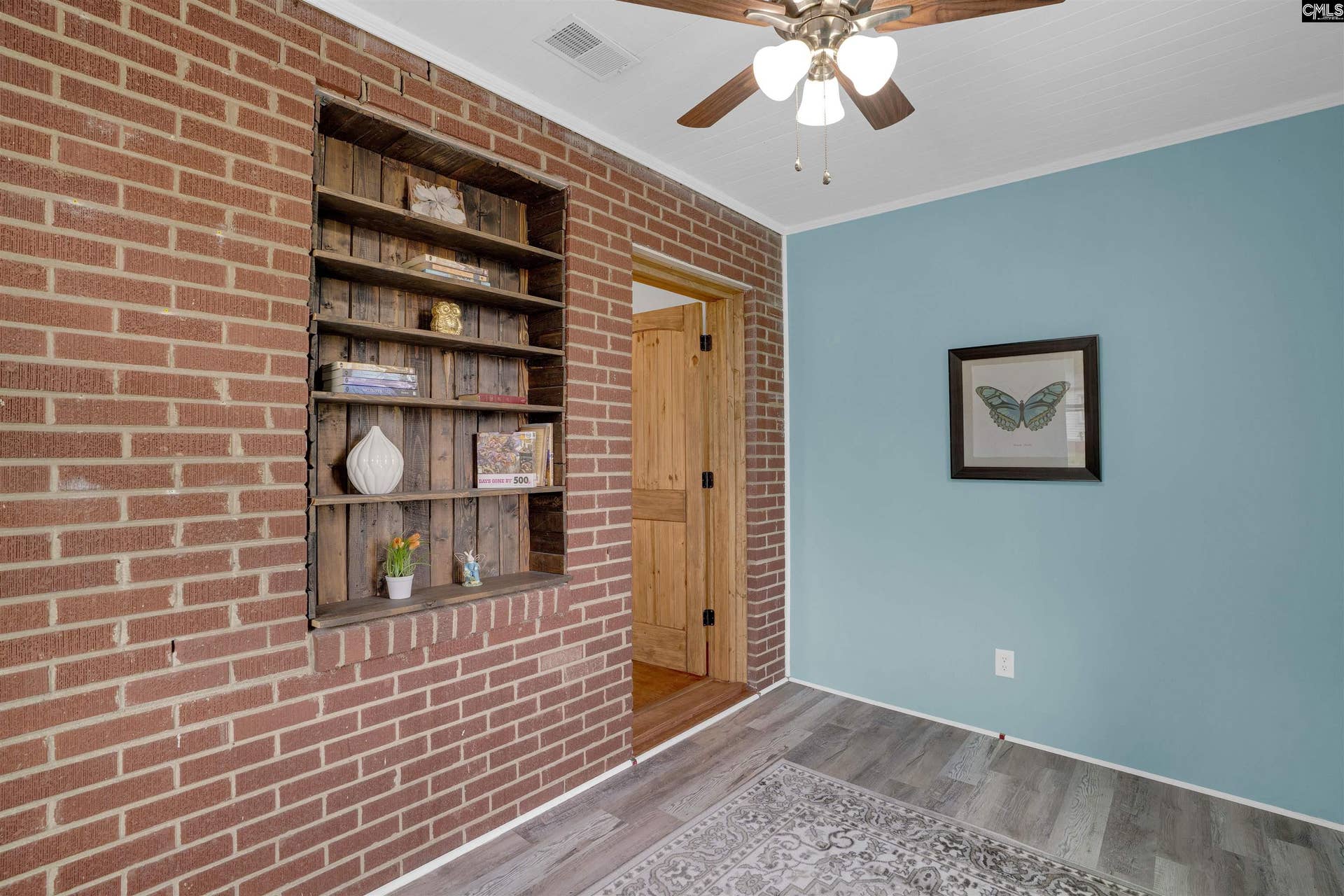 315 Denham Avenue, West Columbia, SC 29169-5127