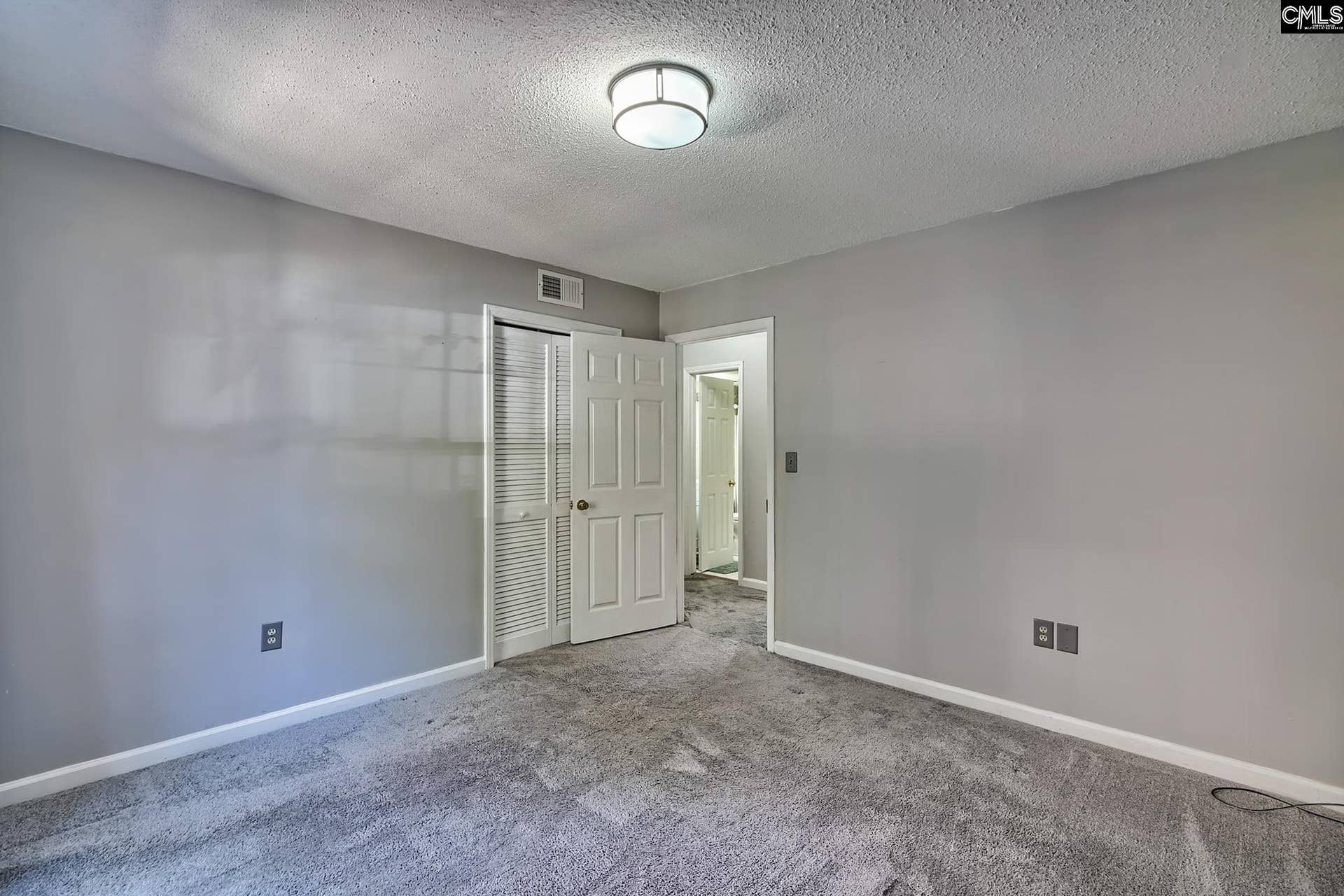 5516 Lakeshore Drive, #715, Columbia, SC 29206-4936