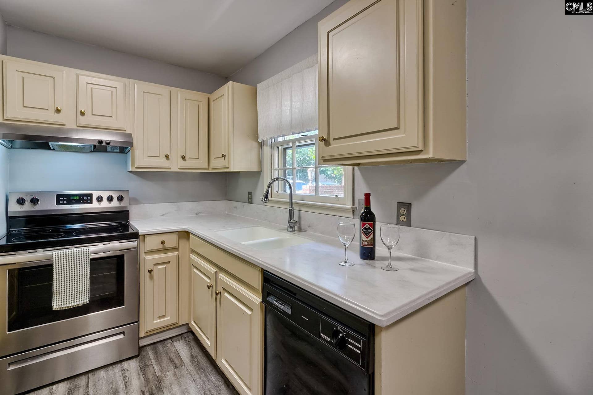 5516 Lakeshore Drive, #715, Columbia, SC 29206-4936