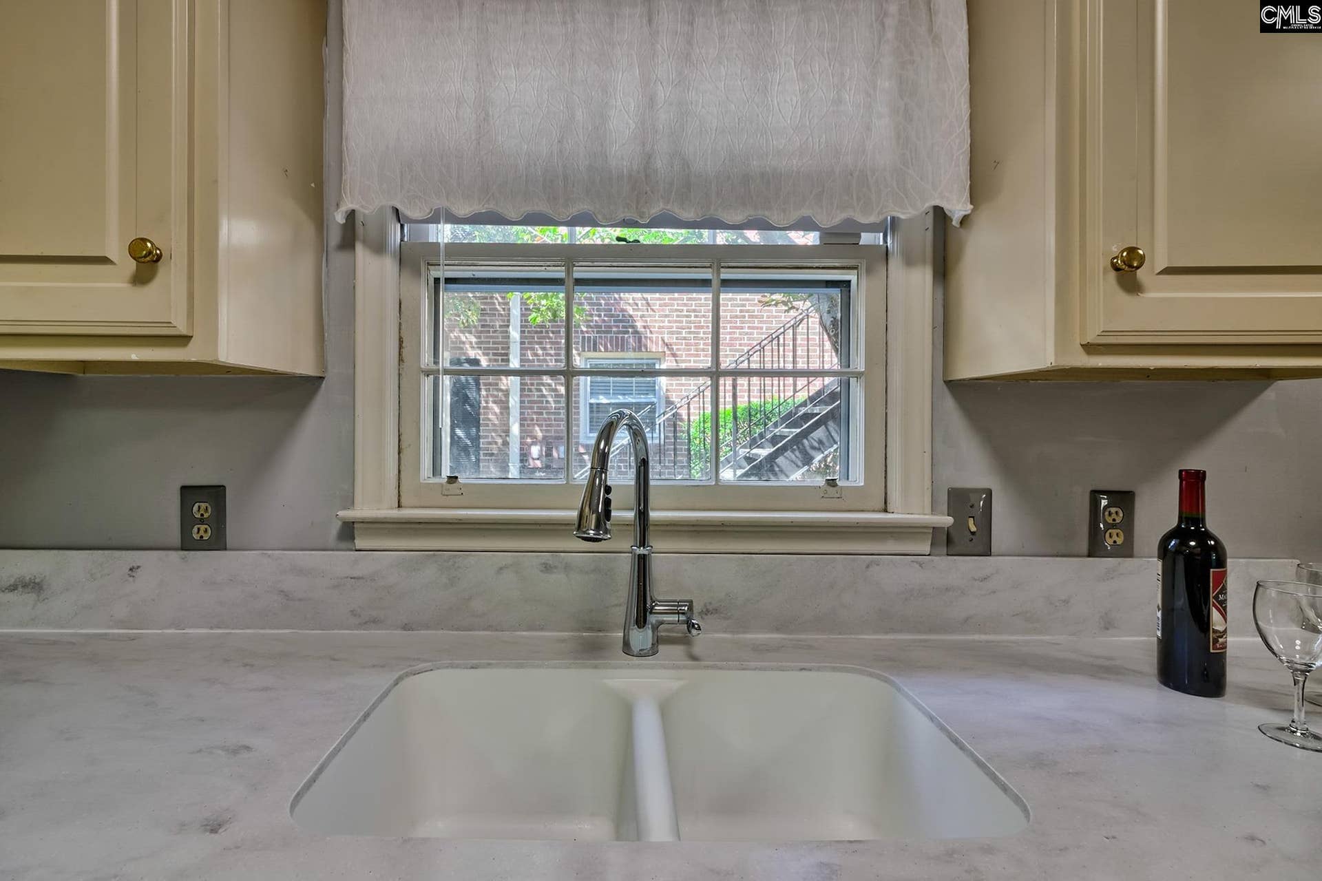 5516 Lakeshore Drive, #715, Columbia, SC 29206-4936