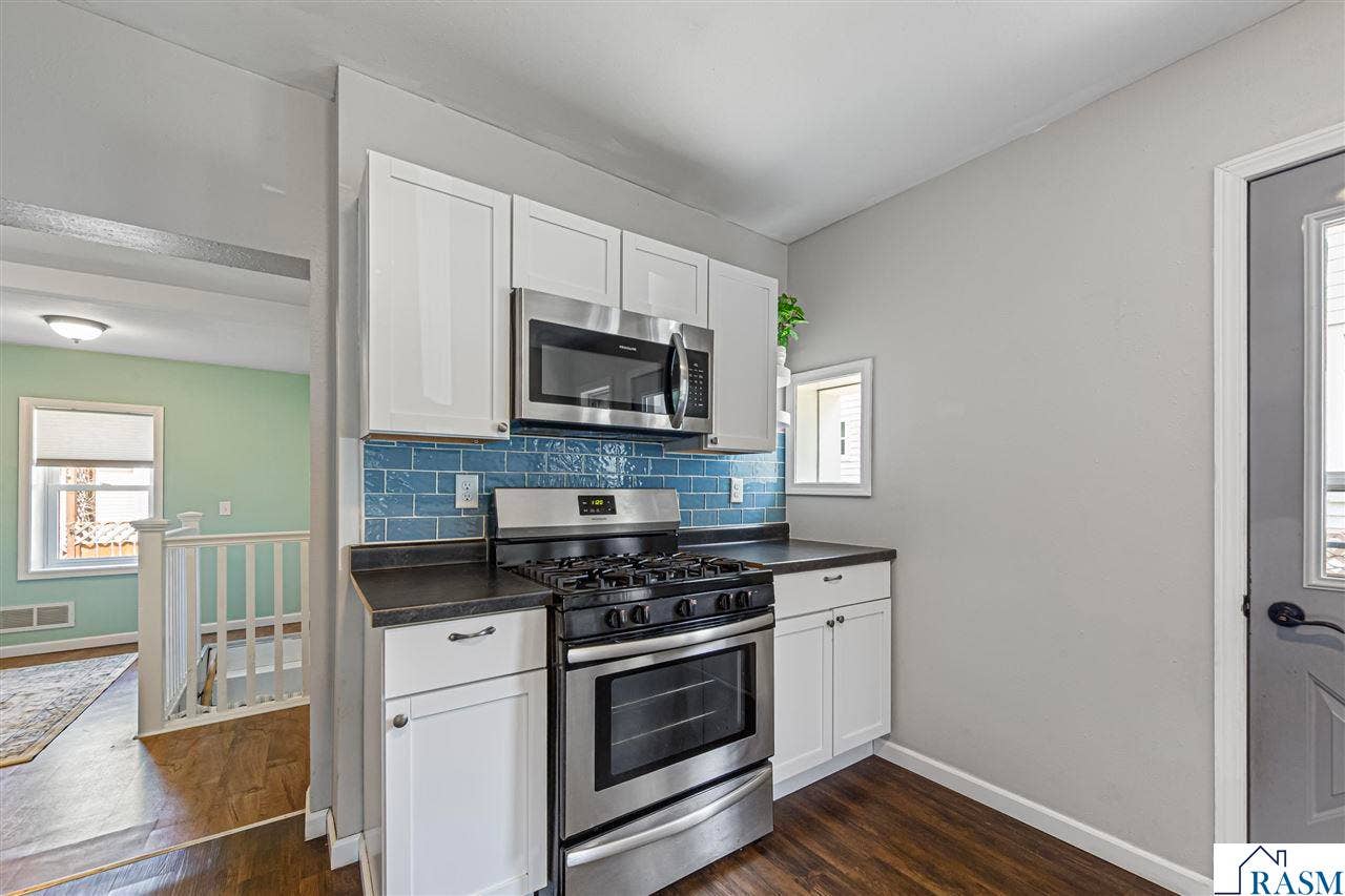 702 N Broad Street, Mankato, MN 56001