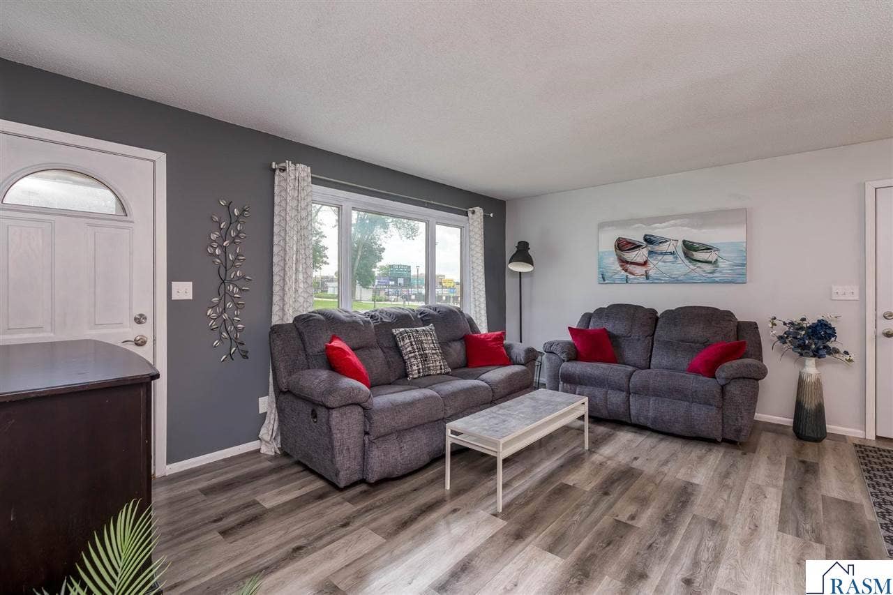 904 Mayvis Boulevard, Mankato, MN 56001
