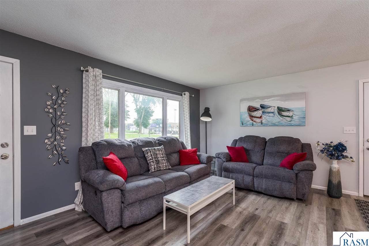 904 Mayvis Boulevard, Mankato, MN 56001
