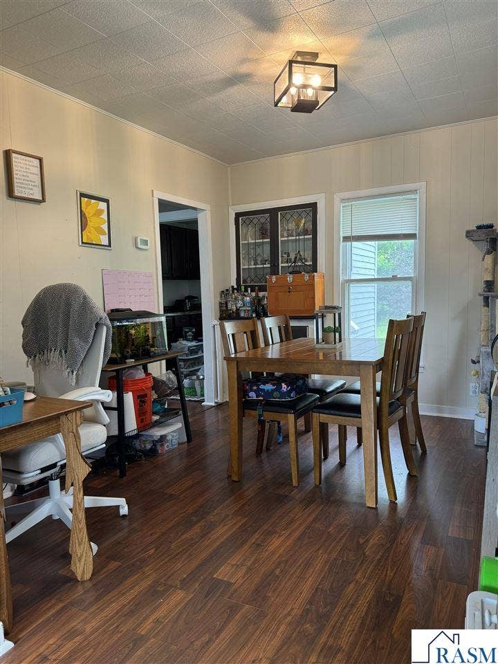 211 N Main Street, Lake Crystal, MN 56055