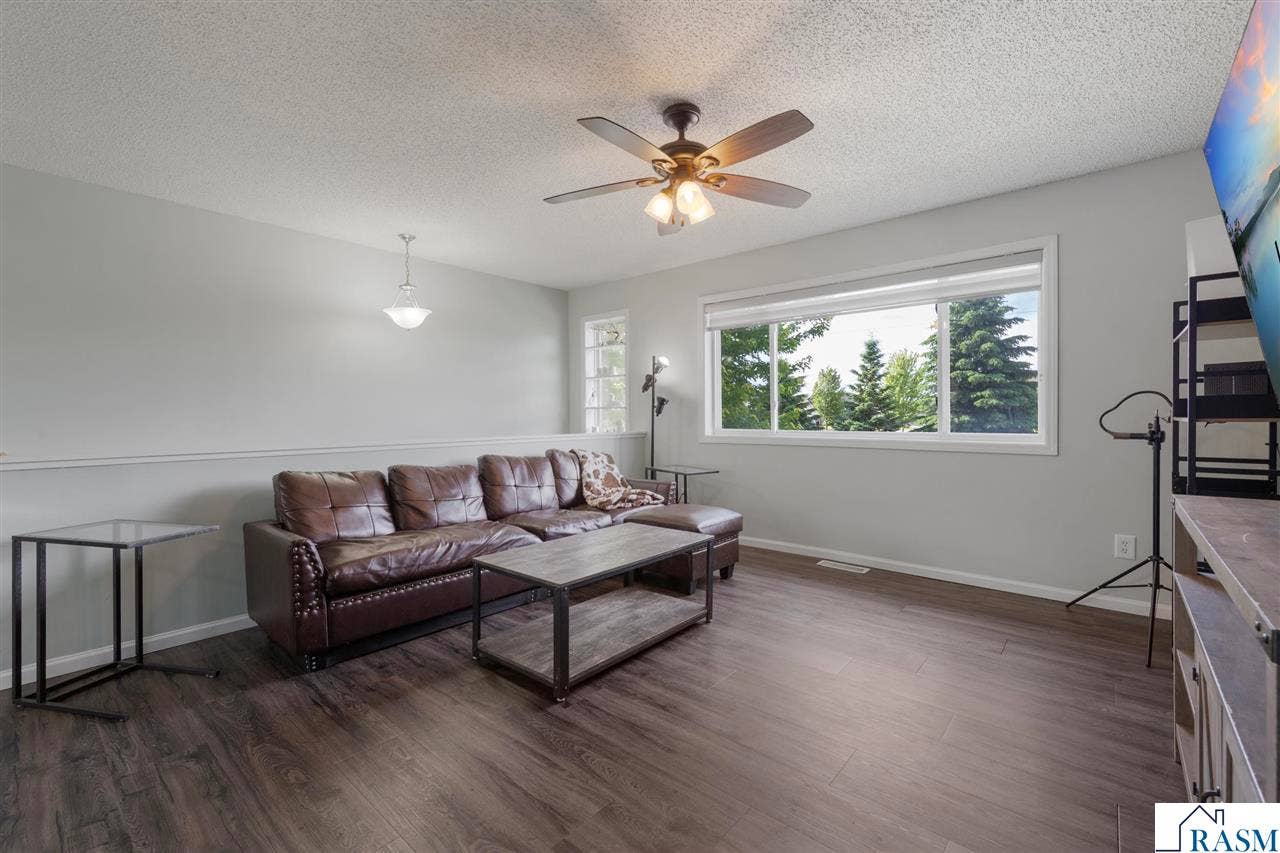 136 Tanager Path, Mankato, MN 56001