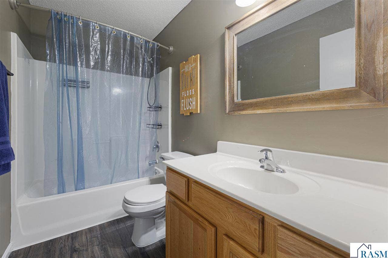 136 Tanager Path, Mankato, MN 56001