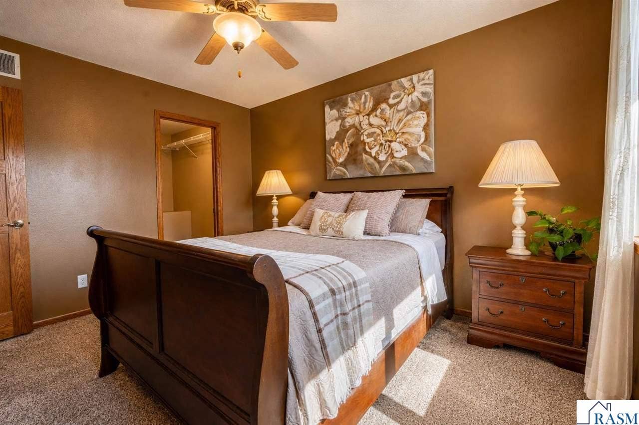 1324 Augusta Drive, Mankato, MN 56001