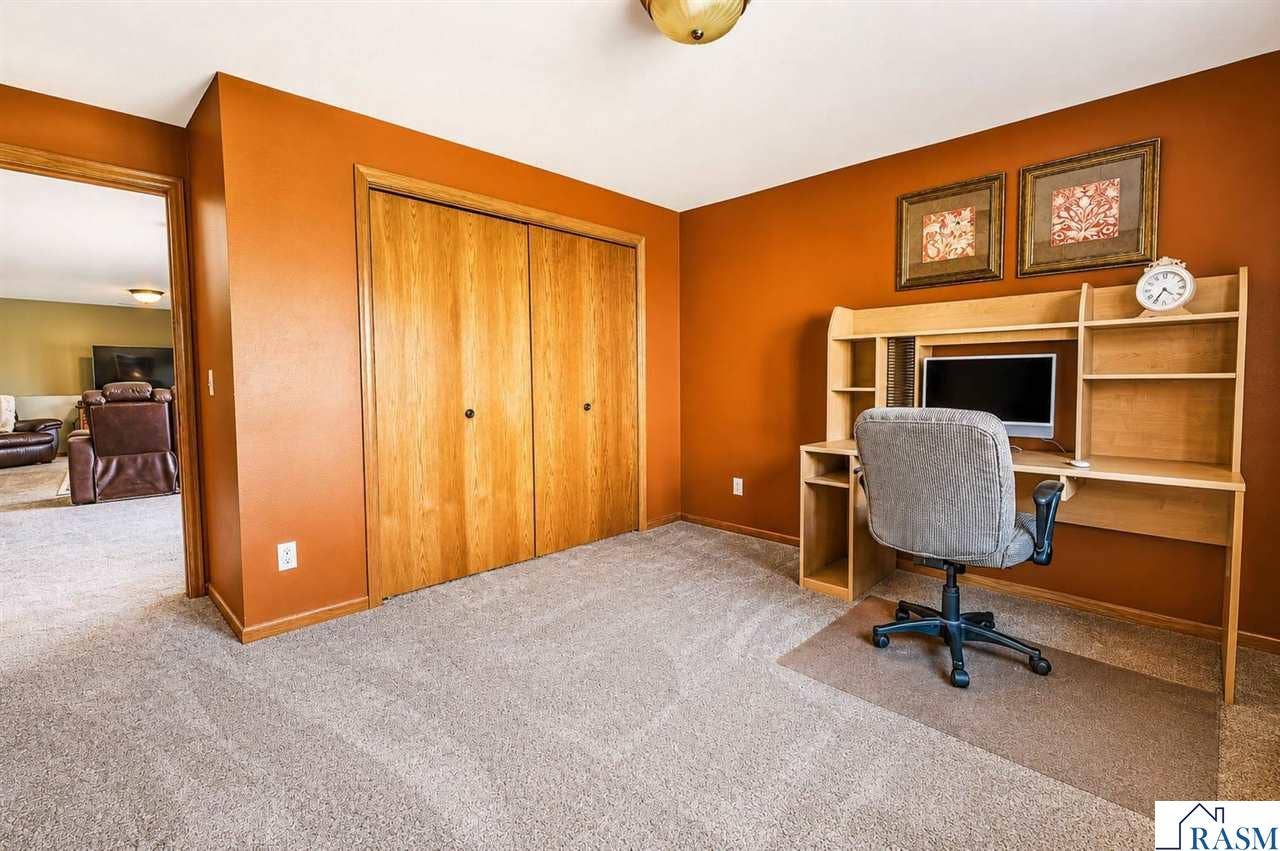 1324 Augusta Drive, Mankato, MN 56001