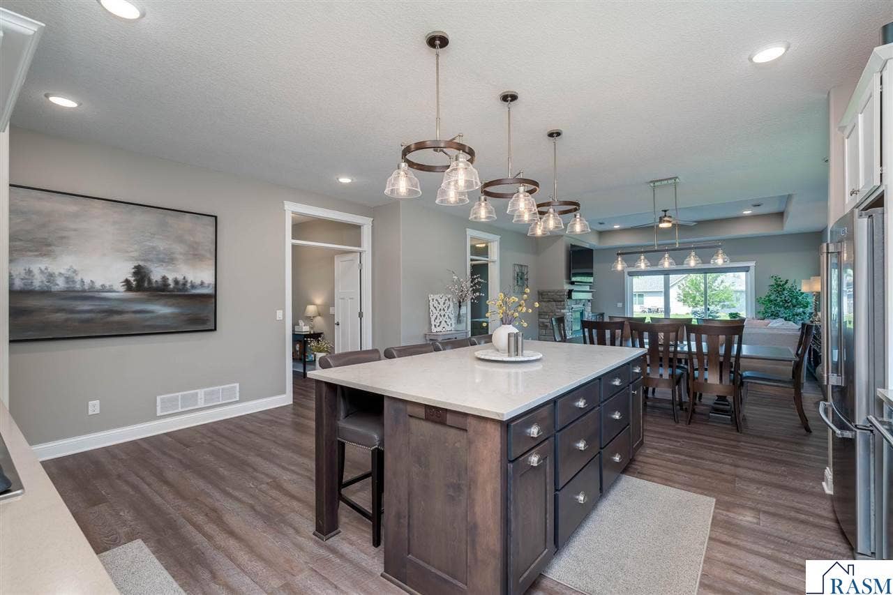 305 Dancing Waters Circle, Mankato, MN 56001