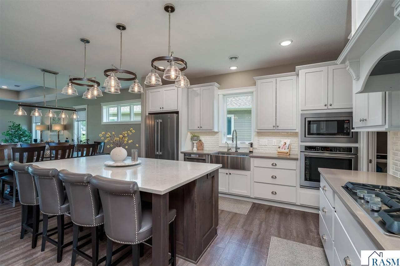 305 Dancing Waters Circle, Mankato, MN 56001