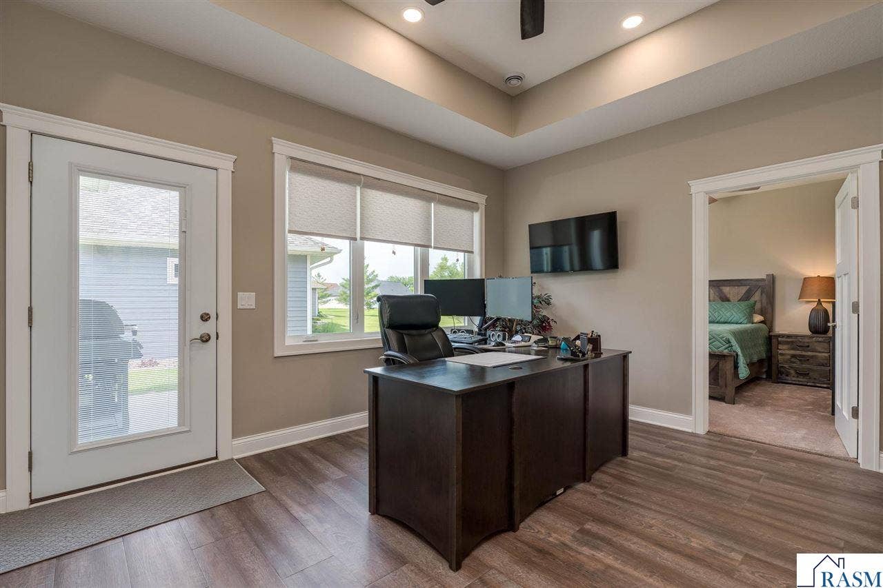 305 Dancing Waters Circle, Mankato, MN 56001