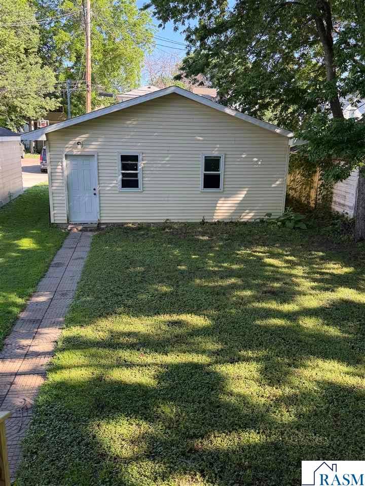 110 Van Brunt Street, Mankato, MN 56001