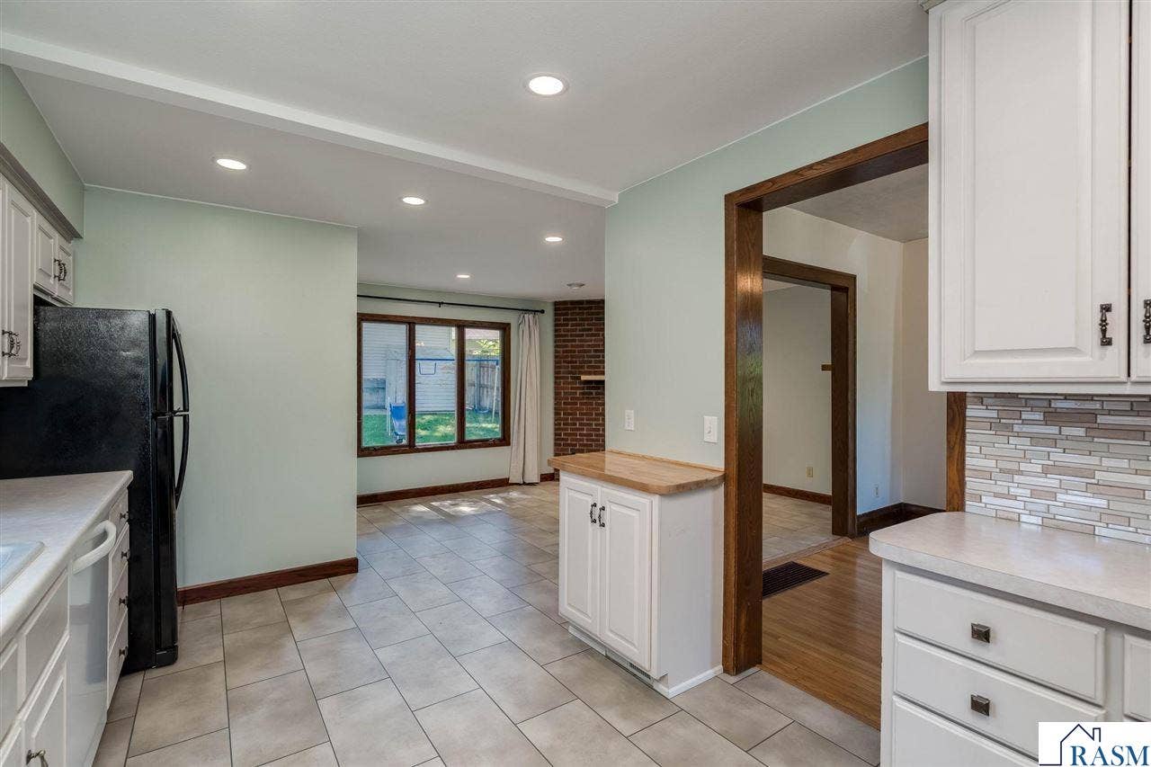 707 N 4th Street, Mankato, MN 56001