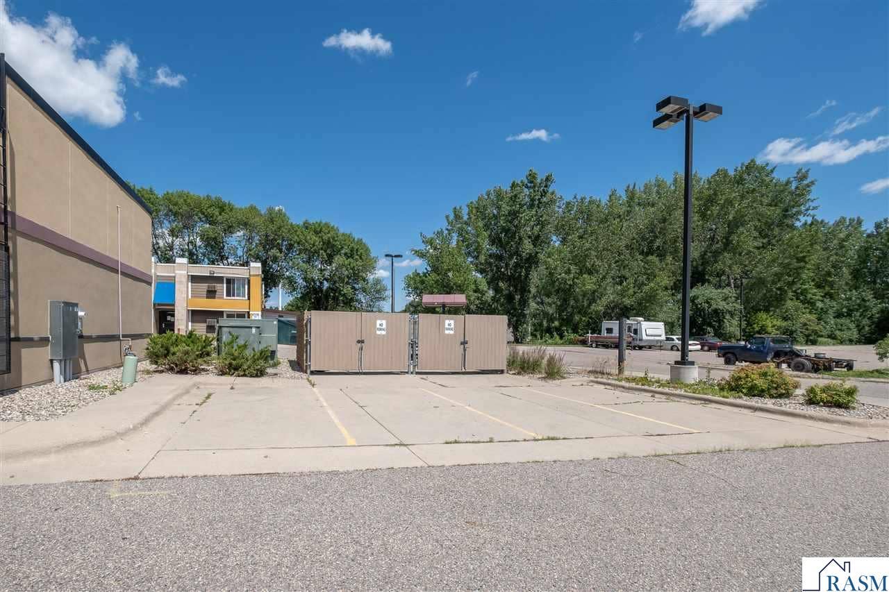 101 W Lind Court, Mankato, MN 56001