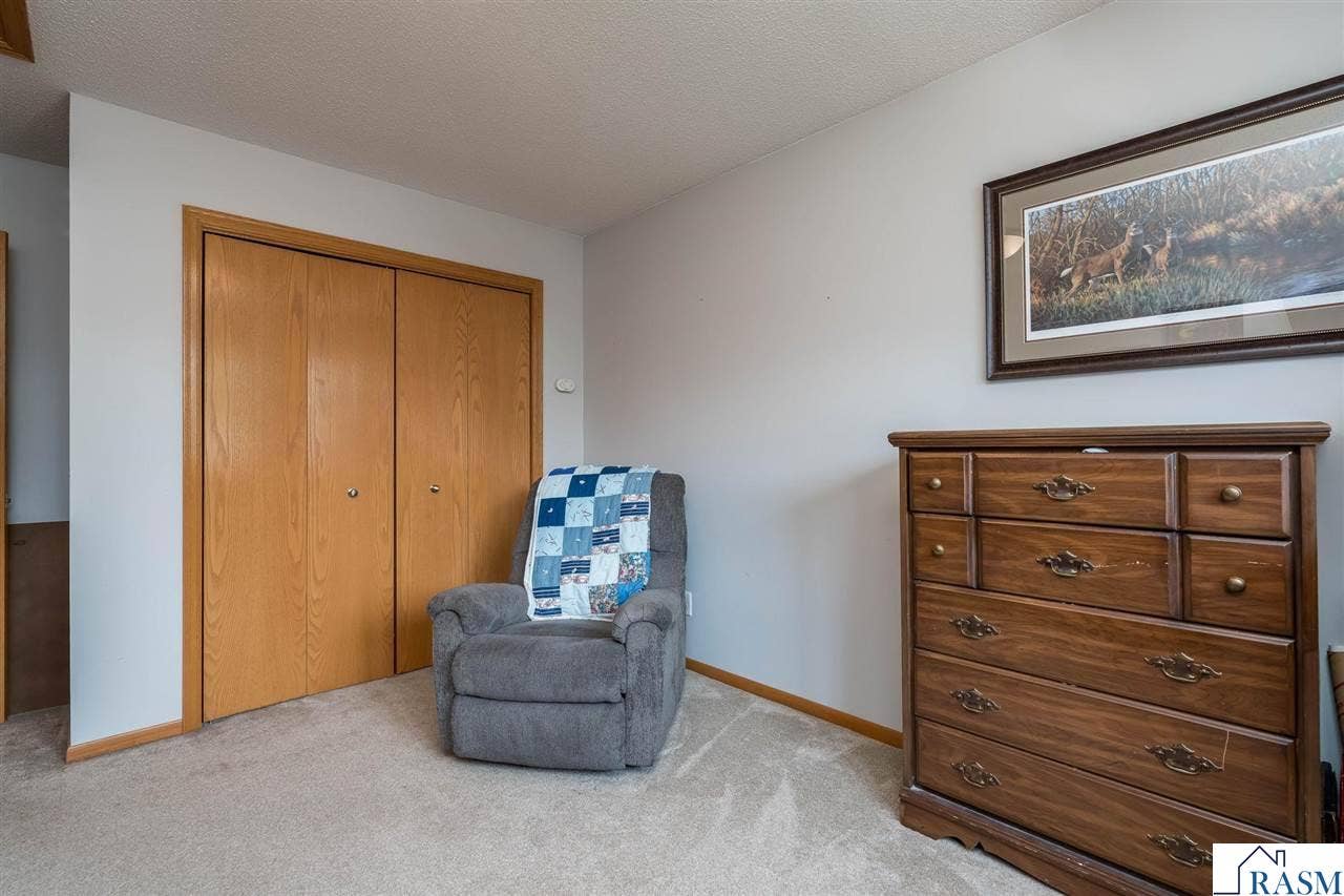 104 Bunker Court, Mankato, MN 56001