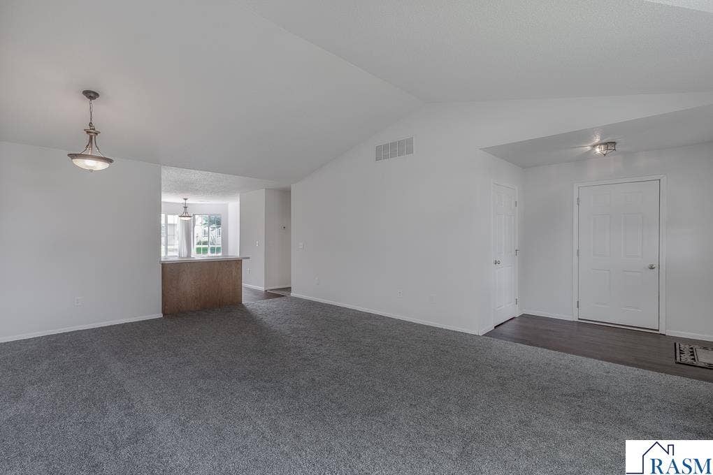 108 Gull Path, Mankato, MN 56001