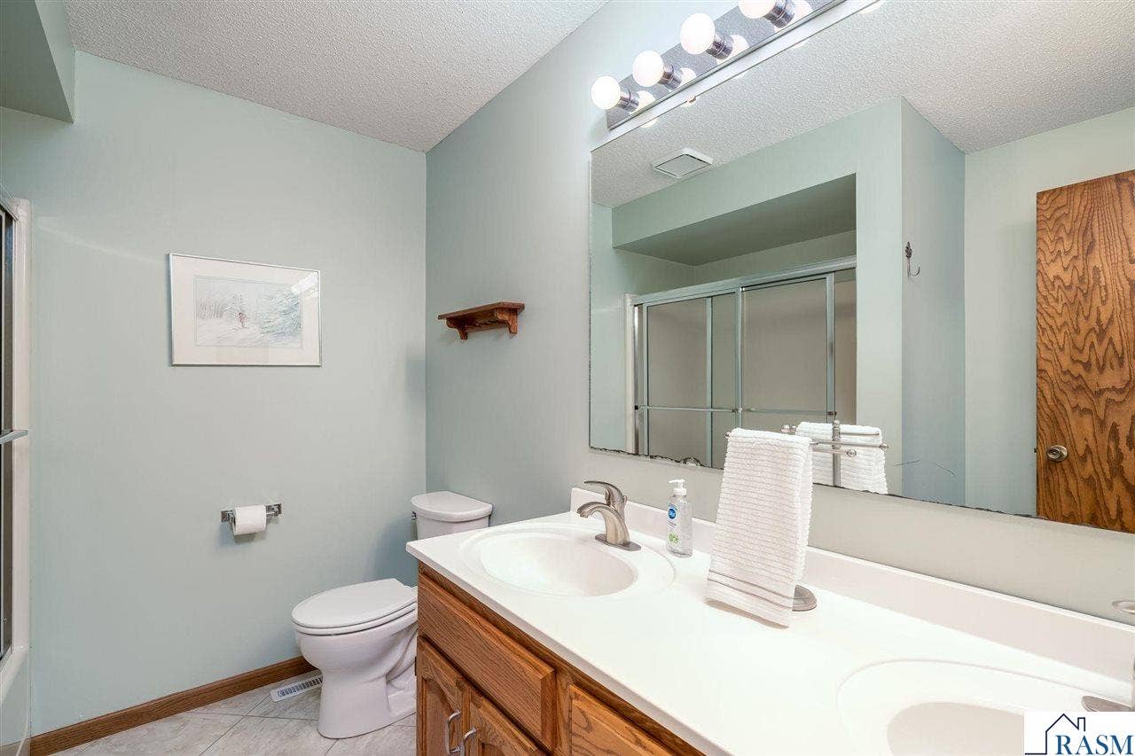 80 Canterbury Court, Mankato, MN 56001