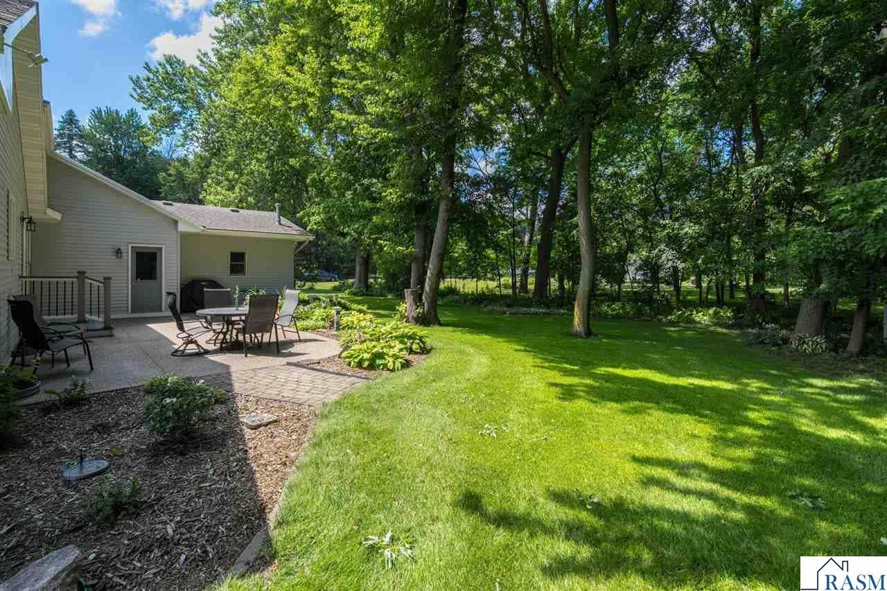 80 Canterbury Court, Mankato, MN 56001