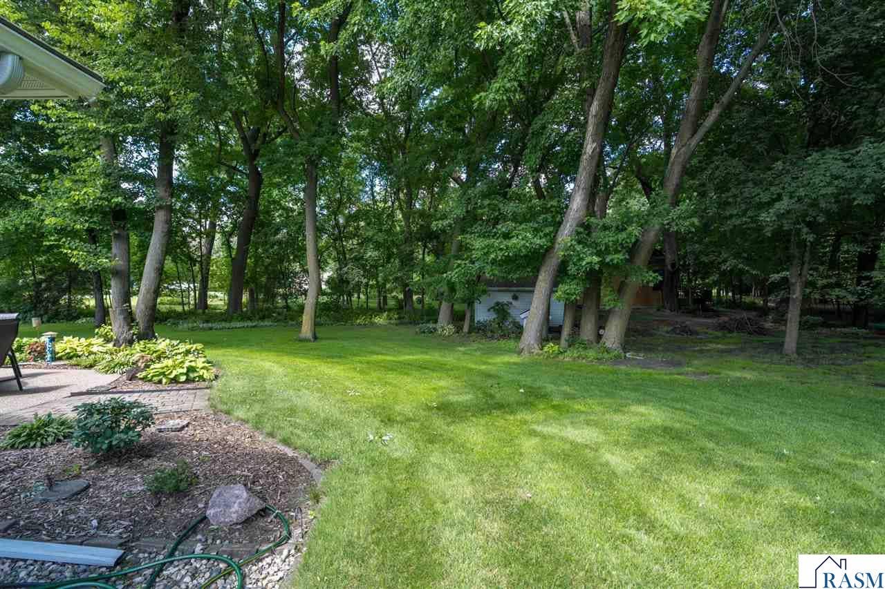 80 Canterbury Court, Mankato, MN 56001