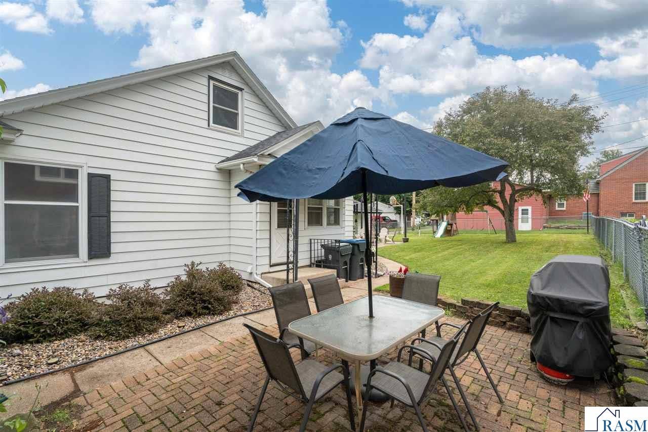 1211 Carney Avenue, Mankato, MN 56001