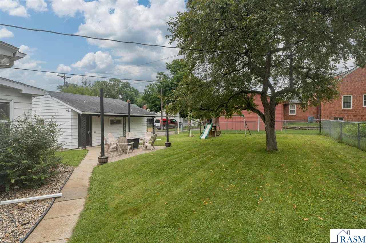 1211 Carney Avenue, Mankato, MN 56001
