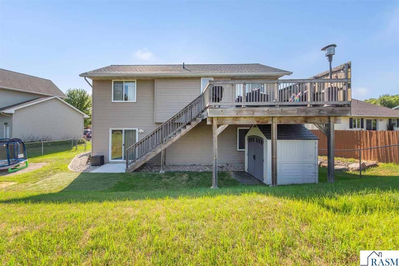 144 Gambrelle Court, Mankato, MN 56001