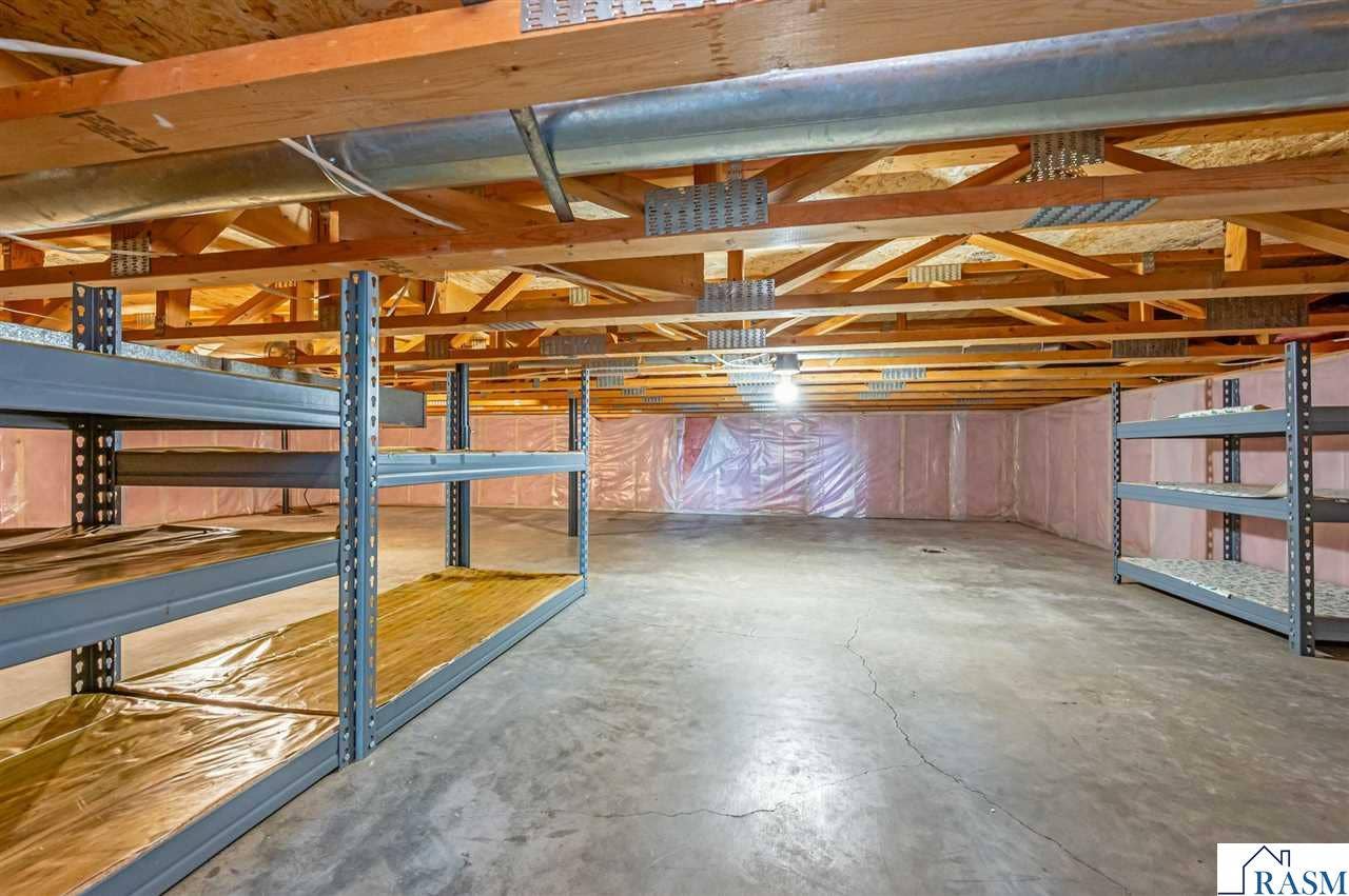 19 La Mar Court, North Mankato, MN 56003