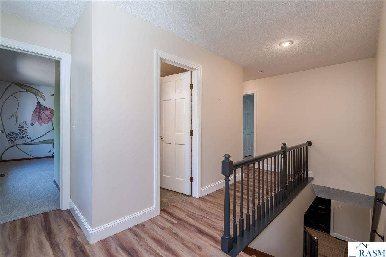 75 Telemark Drive, Mankato, MN 56001