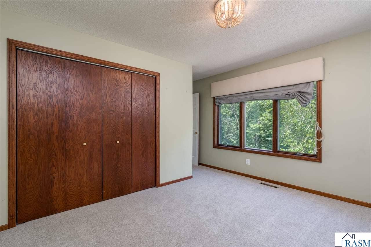 75 Telemark Drive, Mankato, MN 56001