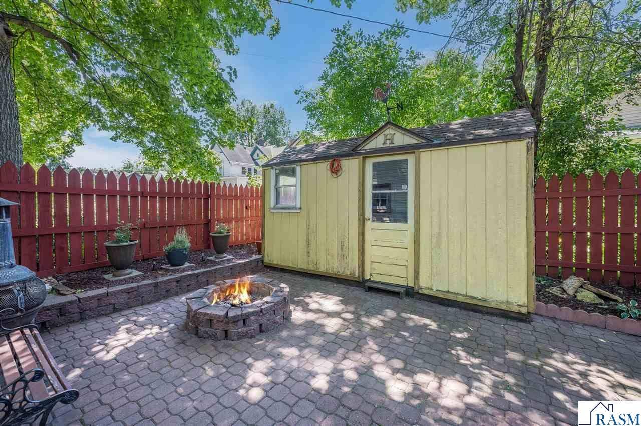 115 Bradley Street, Mankato, MN 56001