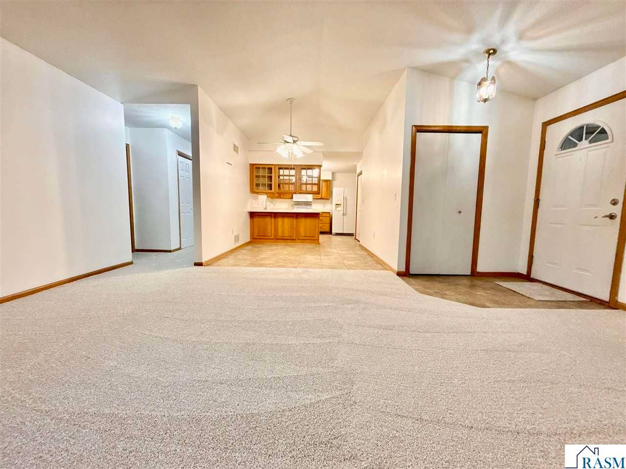 939 Mayvis Boulevard, Mankato, MN 56001