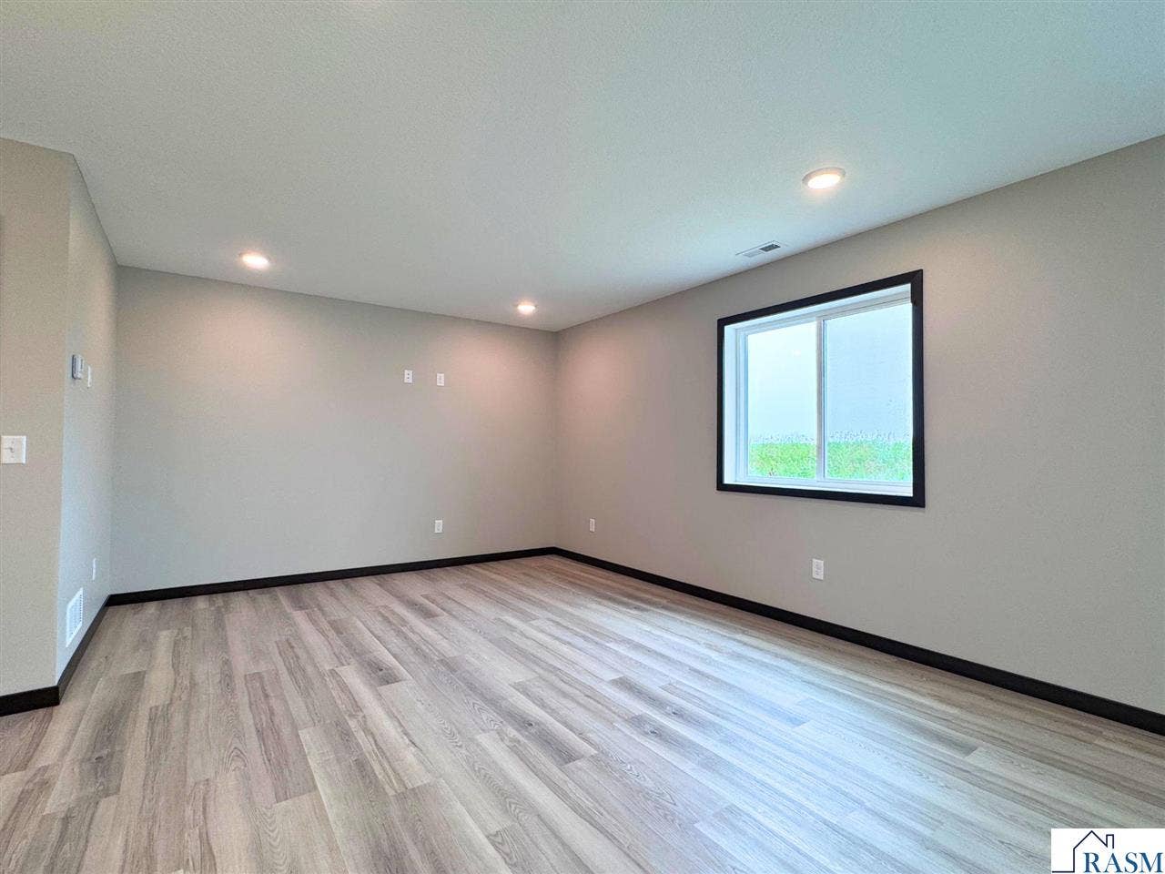 3204 Scotch Lane, Mankato, MN 56001