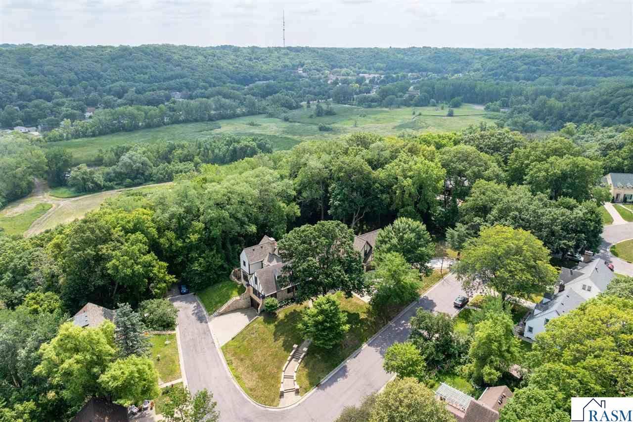 111 Dell Avenue, Mankato, MN 56001