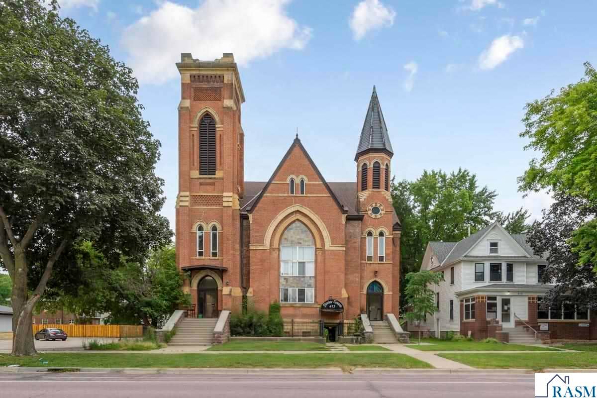 415 S Broad Street, Mankato, MN 56001