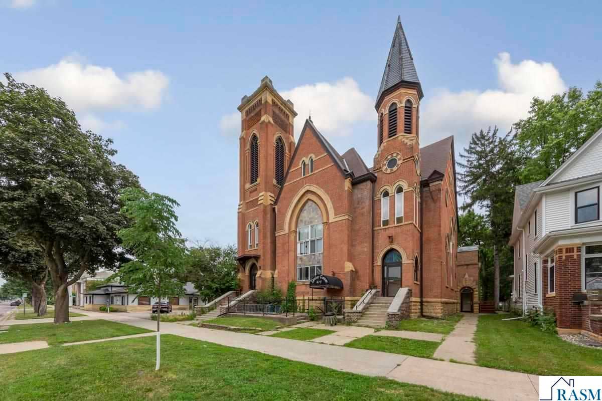 415 S Broad Street, Mankato, MN 56001