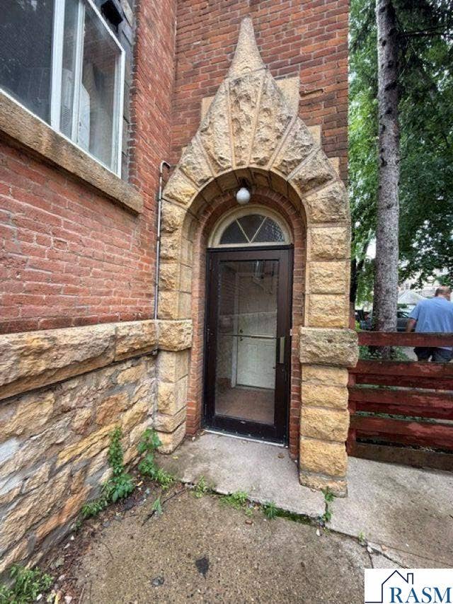 415 S Broad Street, Mankato, MN 56001