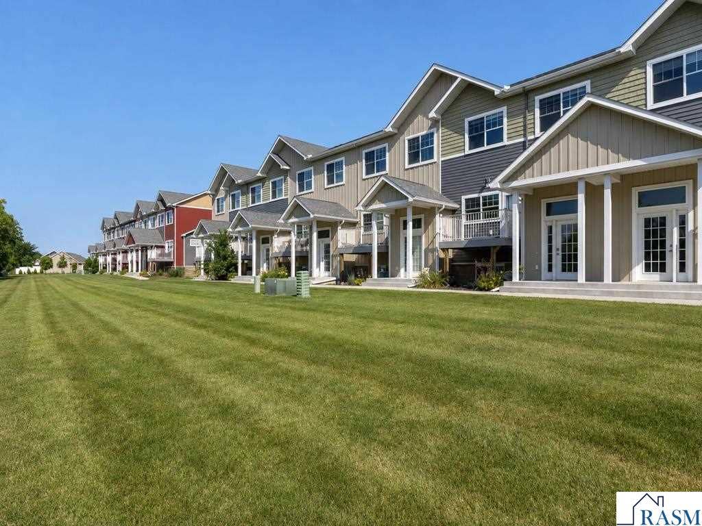 3049 Bluestem Trail, Mankato, MN 56001