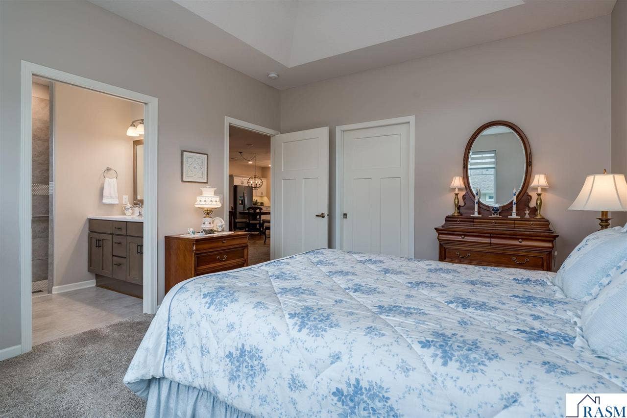 3118 Prairie Rose Drive, Mankato, MN 56001