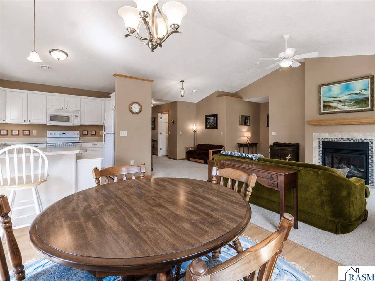 304 Quail Path, Mankato, MN 56001