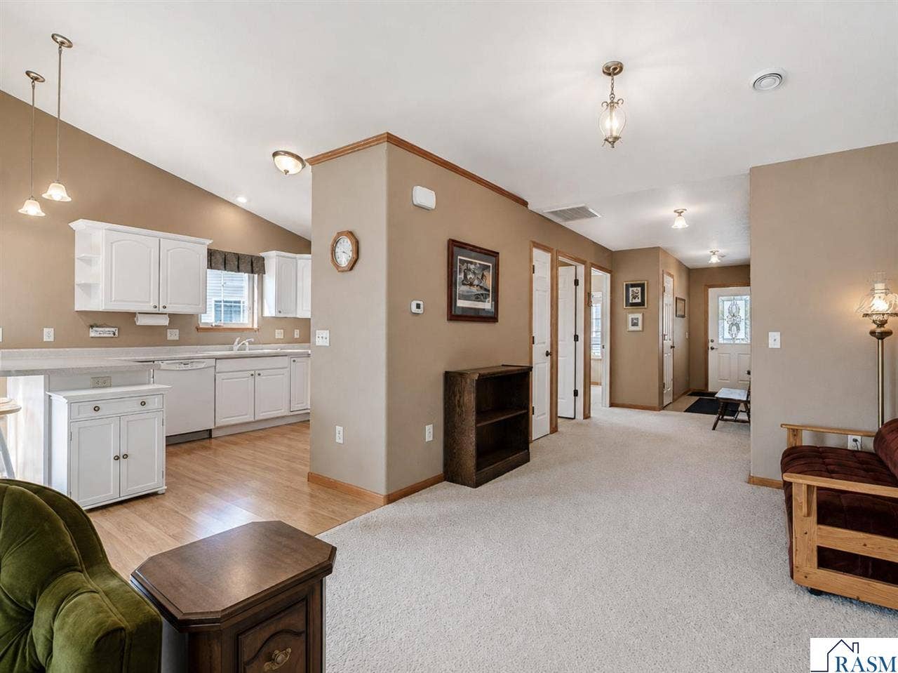 304 Quail Path, Mankato, MN 56001