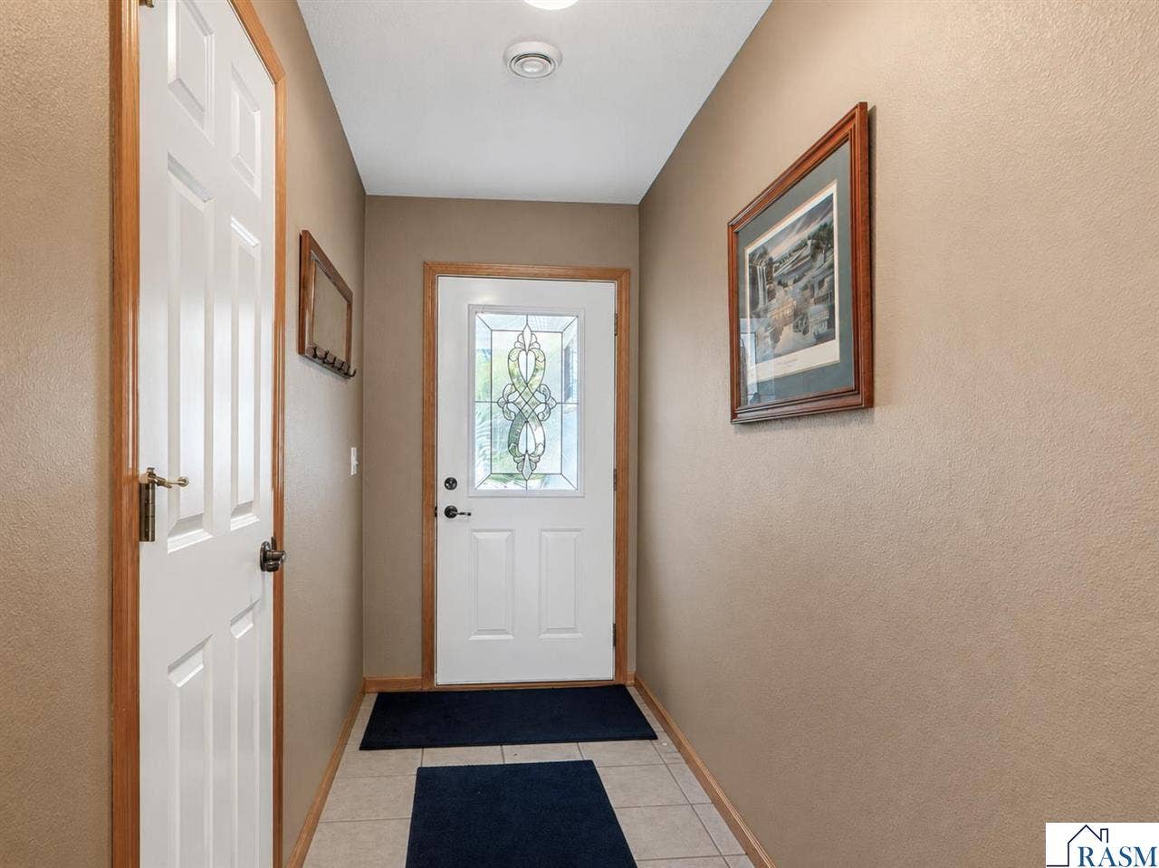 304 Quail Path, Mankato, MN 56001